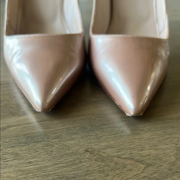 Manolo Blahnik Tan Stiletto Heels - Picture 6 of 8